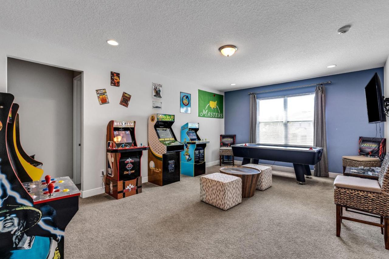 Spacious 8 Bdr Family Home With Arcades And Free Pool Heat Orlando Dış mekan fotoğraf